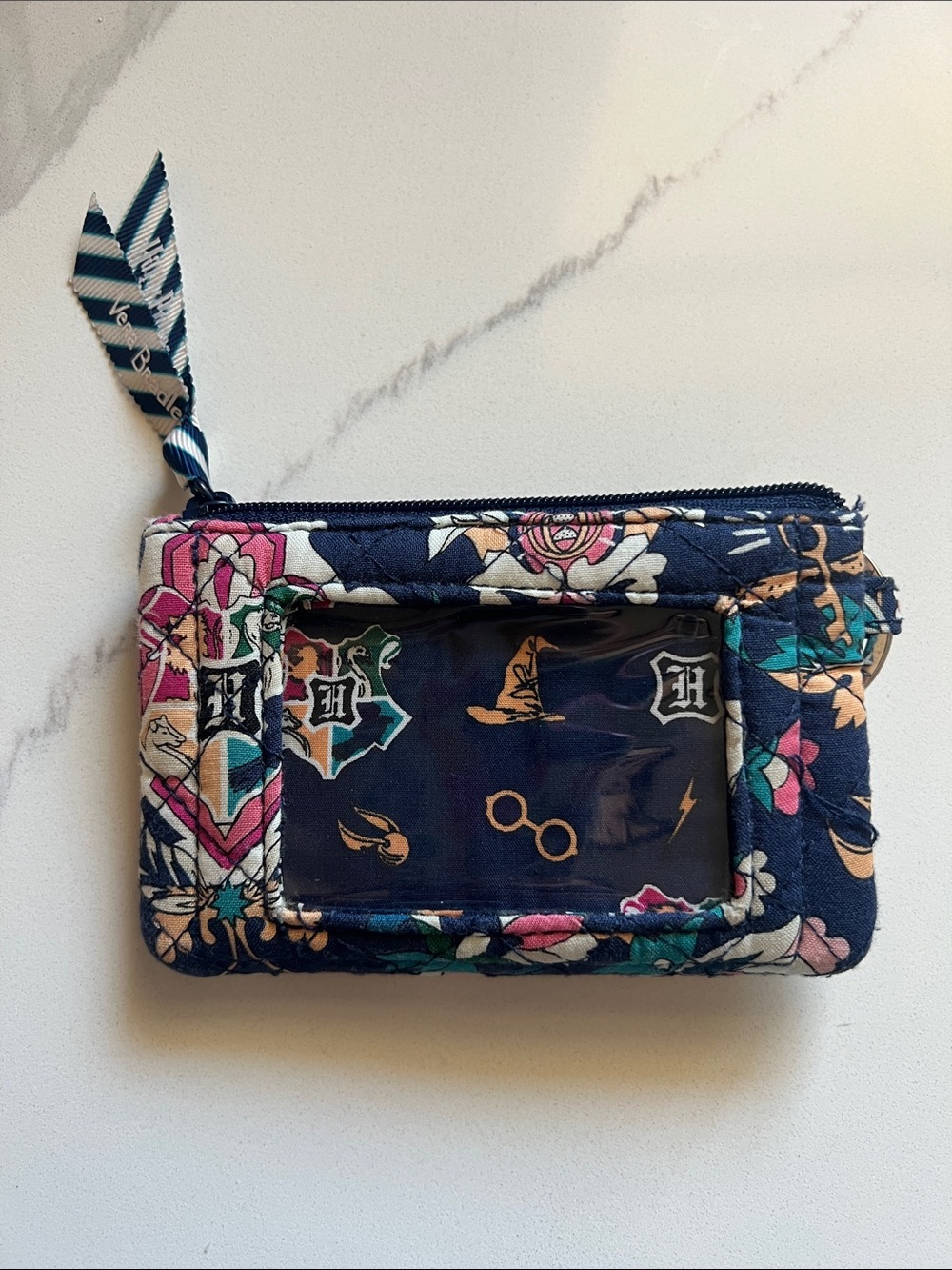NWT Vera Bradley x Harry Potter Home to Hogwarts Quilted Key Coin Purse